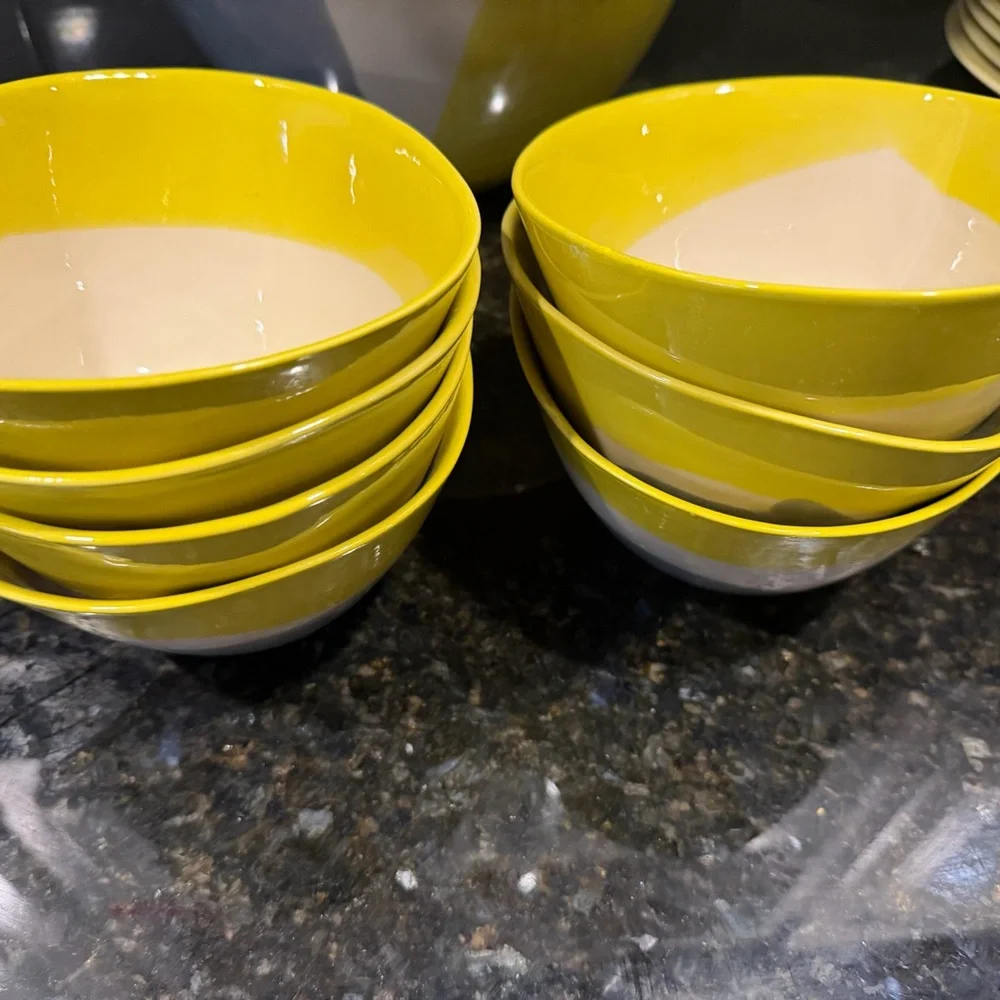 Crate and Barrel Myro  6” Soup or Cereal Bowls